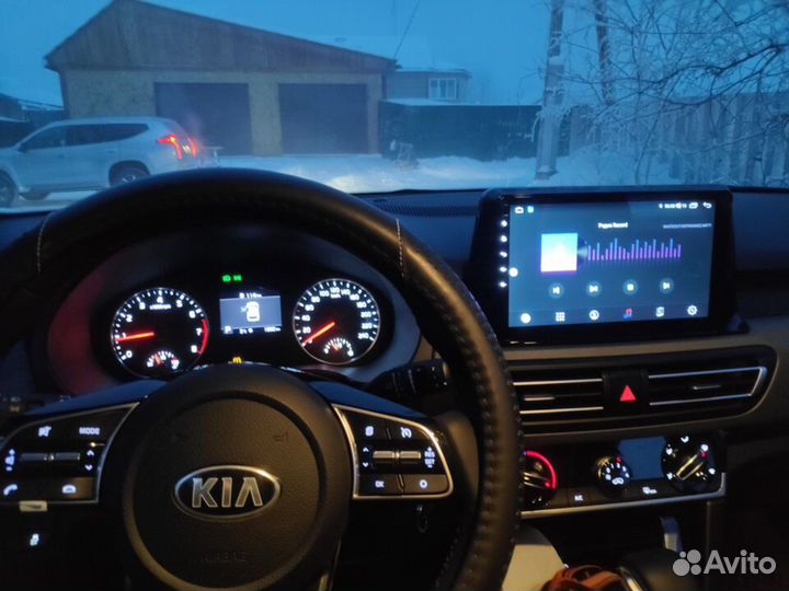 Штатная магнитола Kia Seltos