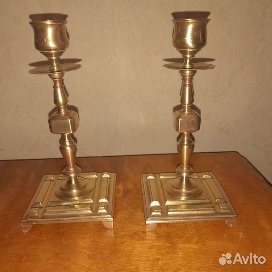 Антикварные парные бронзовые подсвечники