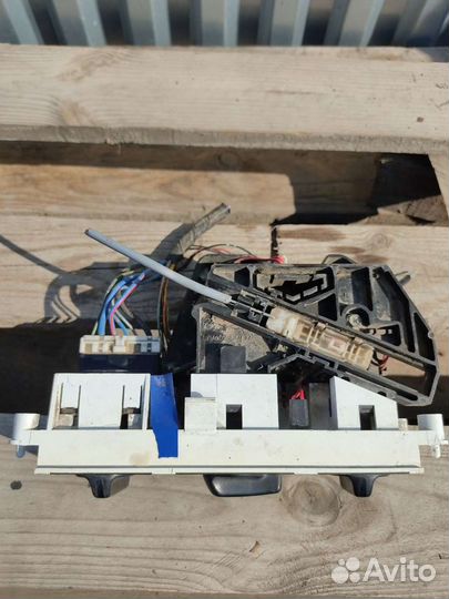 Блок переключения печки Ниссан Премьера