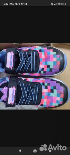 Кроссовки для девочки