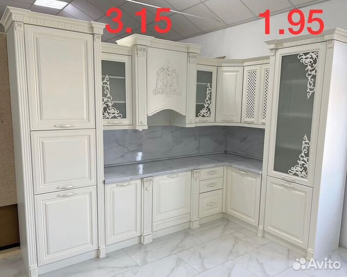 Цена за весь кухонный гарнитур белый серебро