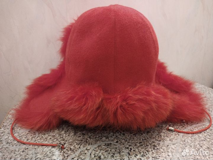Шапка-ушанка женская, песец, новая