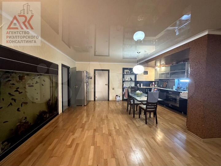 3-к. квартира, 185 м², 2/9 эт.