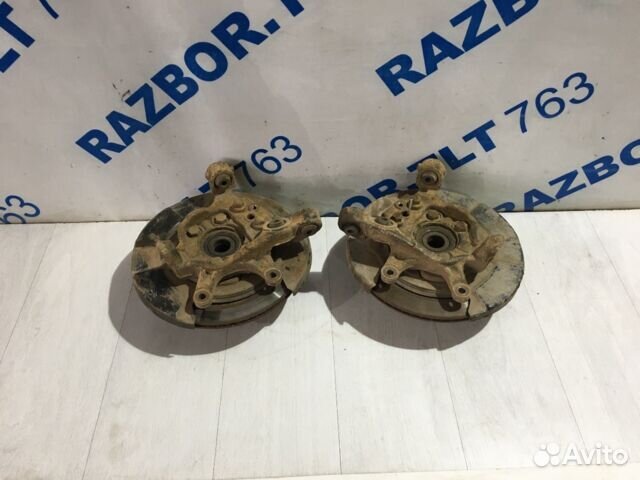 Поворотный кулак задний infiniti FX35 3.5 ат