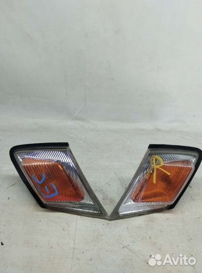 Поворотник toyota mark II gx90