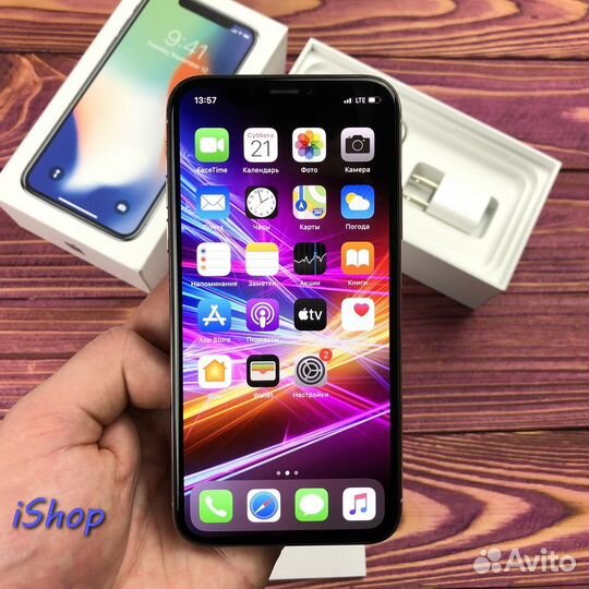iPhone X, 64 ГБ