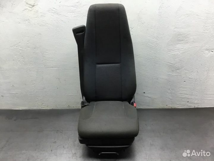 Сиденье переднее правое Volvo Fe D7E 2008
