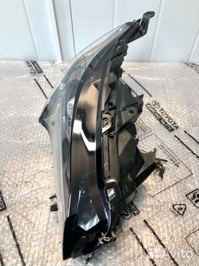 Фара светодиодная передняя правая Lexus Nx