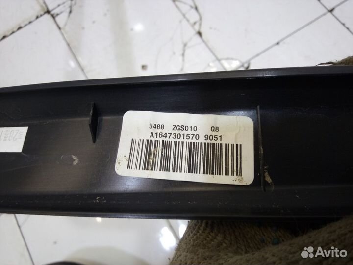 Накладка двери задней Mercedes X164 Gl Class