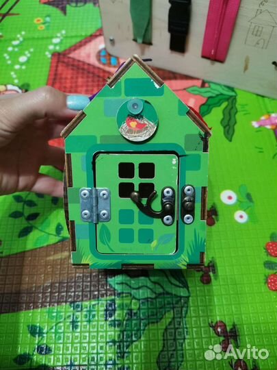 Бизиборд домик большой