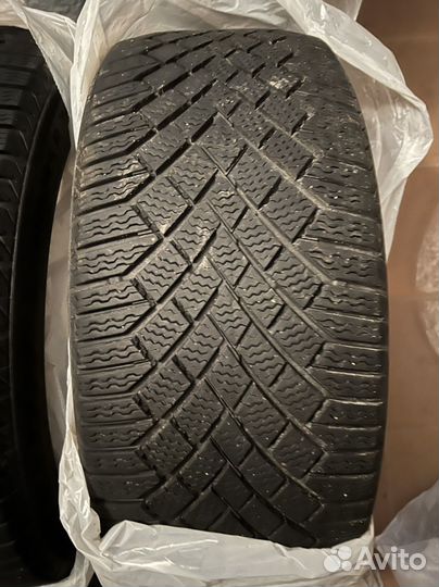 Continental ContiVikingContact 7 255/45 R20
