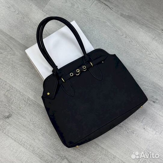 Сумка miu miu большая с ручками