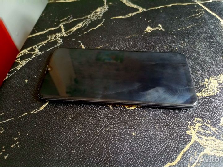 Samsung Galaxy A20, 3/32 ГБ