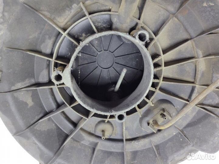 Корпус воздушного фильтра Opel Omega A 1994