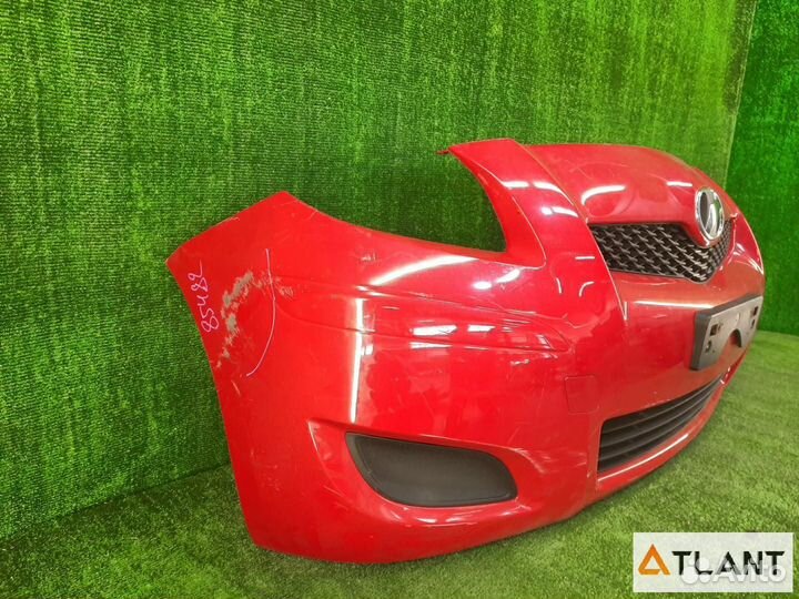 Бампер передний toyota vitz