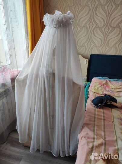 Балдахин и держатель для балдахина