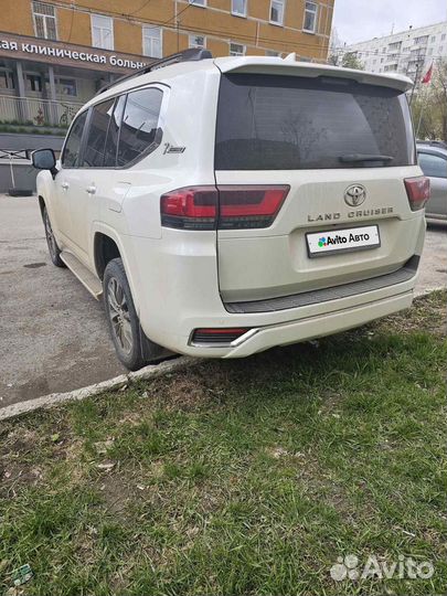 Toyota Land Cruiser 3.5 AT, 2022, 5 000 км