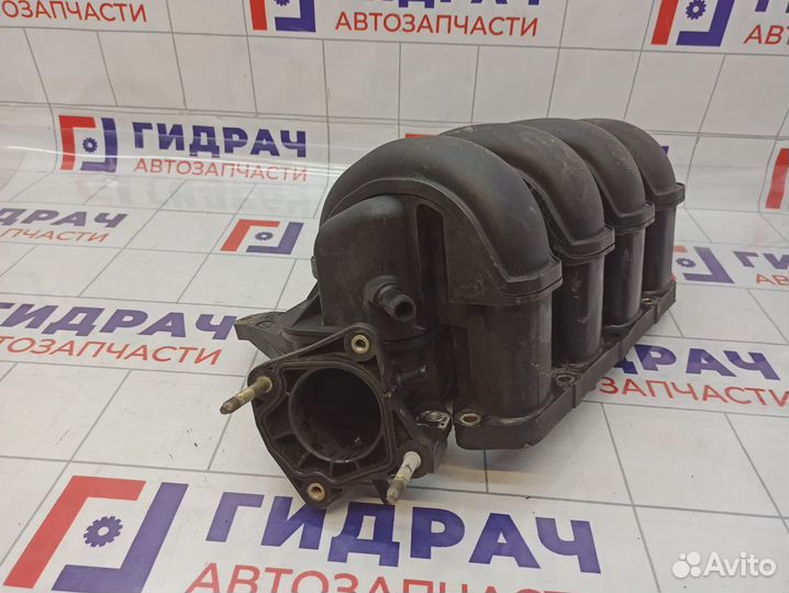 Коллектор впускной Toyota Avensis (T250) 17120-22030