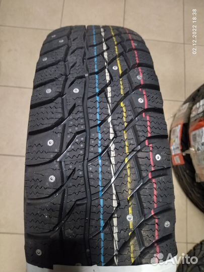 Viatti Bosco Nordico V-523 215/65 R16 98T