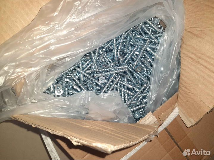 Комплектующие и фурнитура для мебели