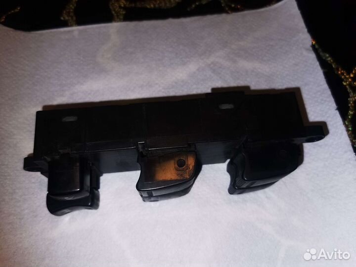 Блок кнопок стеклоподъемников Nissan X trail t30