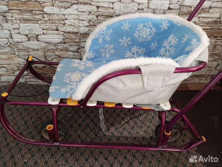 Детские санки на колесах