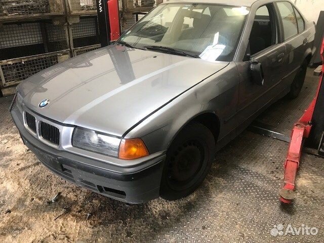 Разбор на запчасти BMW 3 E36