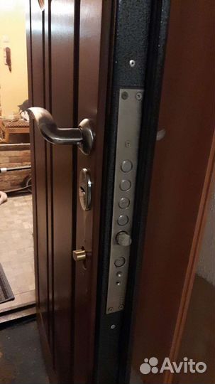 Вскрытие замков - замена замков - ремонт замков