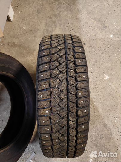 Hankook Winter I'Pike RS2 W429 205/60 R16