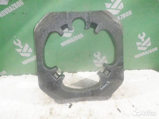 Ниша запасного колеса Форд Фокус 2