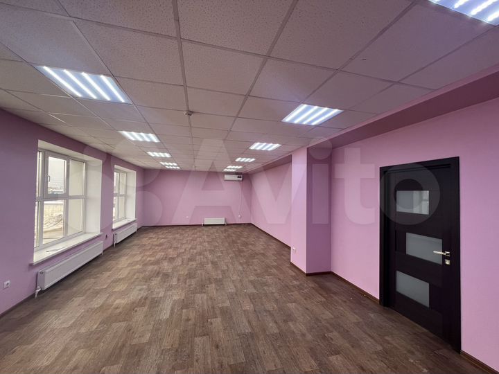 Свободного назначения, 60 м²