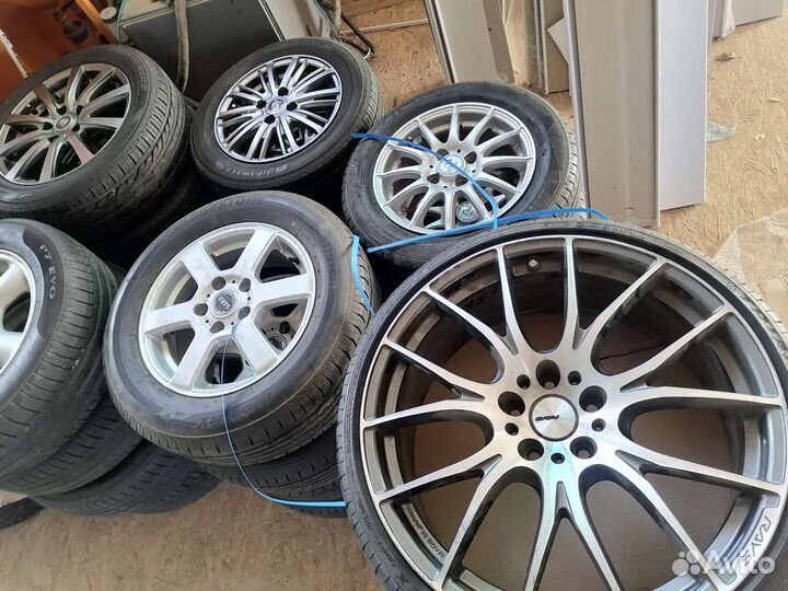 R14 Advanta HTR-700 175/65, PCD 5x125 DIA 110