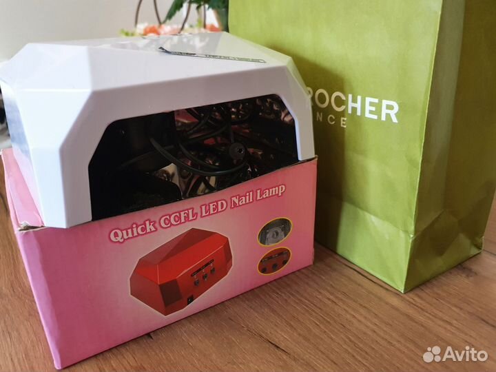 Уф лампа для ногтей