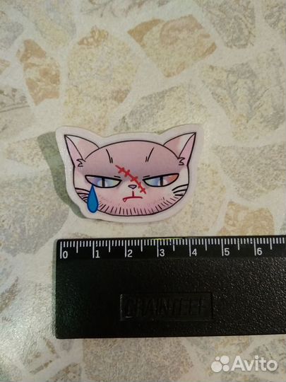 Брошь из дерева, новая (Чехия)