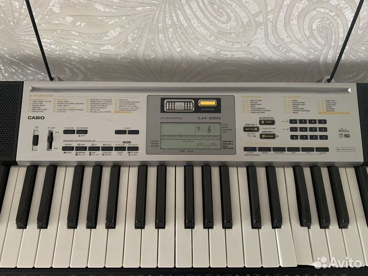 Синтезатор casio
