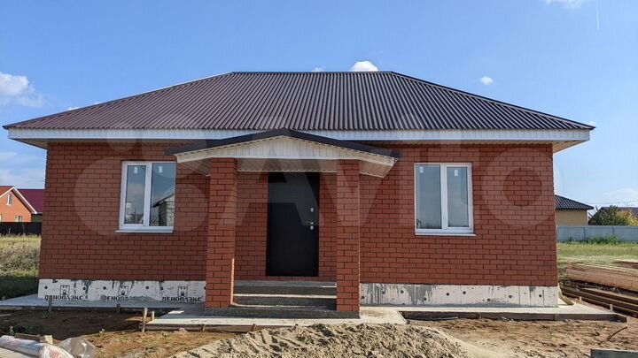 Коттедж 95 м² на участке 6 сот.