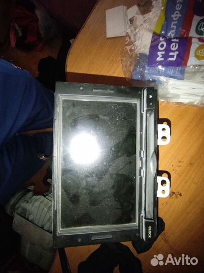 Продам магнитолу, оригинал на kia optima 2012 год