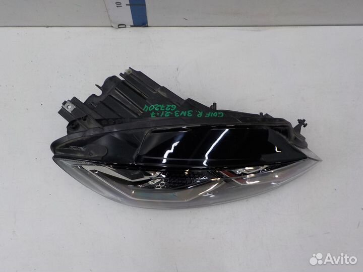 Фара правая Volkswagen Golf VII 2017