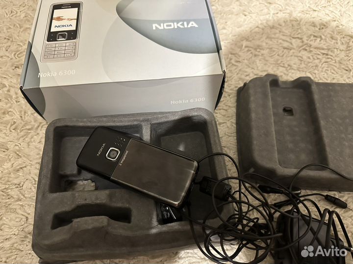 Телефон Nokia 6300