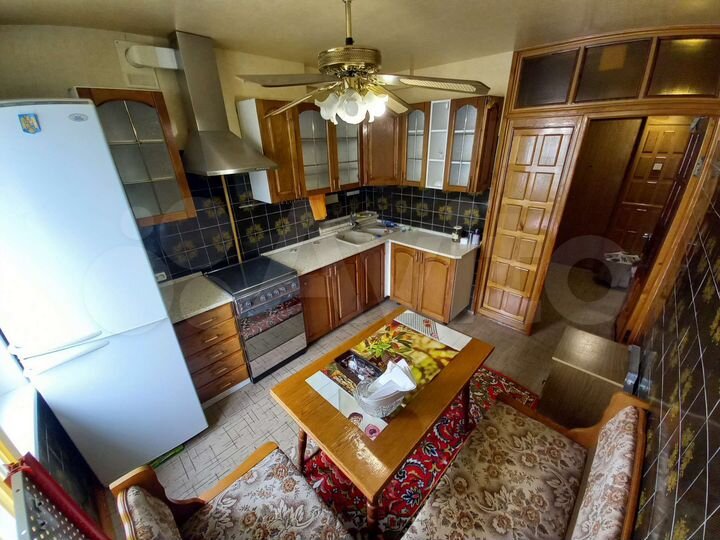 3-к. квартира, 66 м², 8/9 эт.