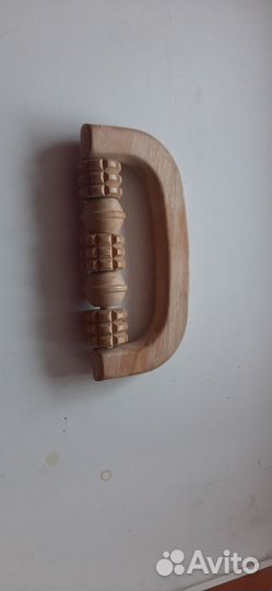 Ручной деревянный массажёр