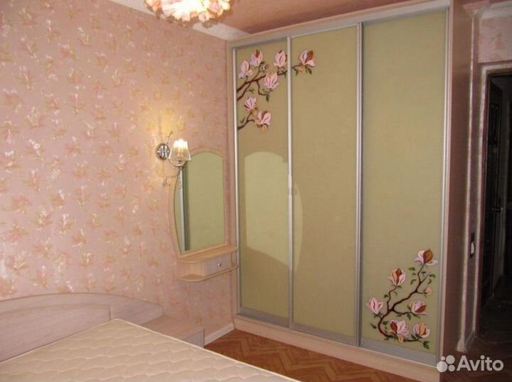 Встраиваемый шкаф