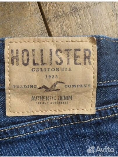 Джинсы hollister