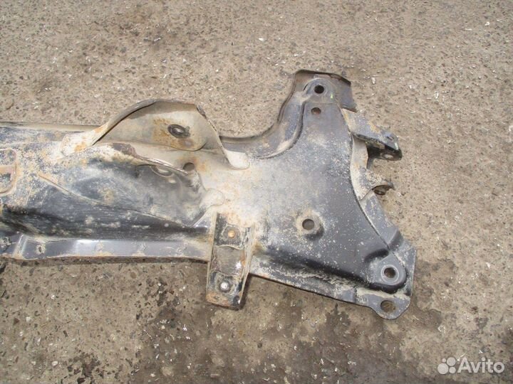 Балка задняя Honda CR-V 3