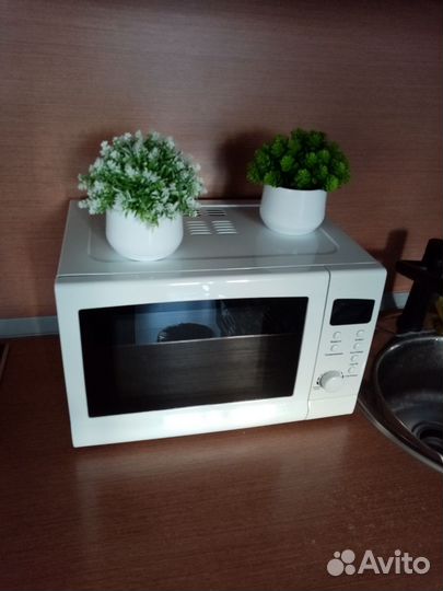 Микроволновая печь supra 18л