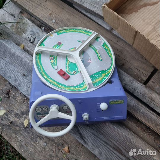 Ретро игра.За рулем СССР