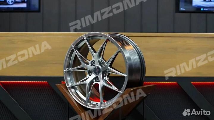 Литой диск BBS R18 5x108 sv