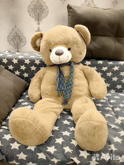 Плюшевый медведь