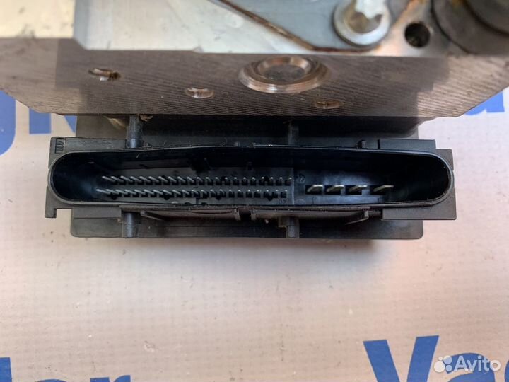 Блок ABS Nissan Skyline Infiniti G25 G35 2002-2007