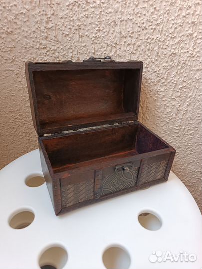 Сундук под старину